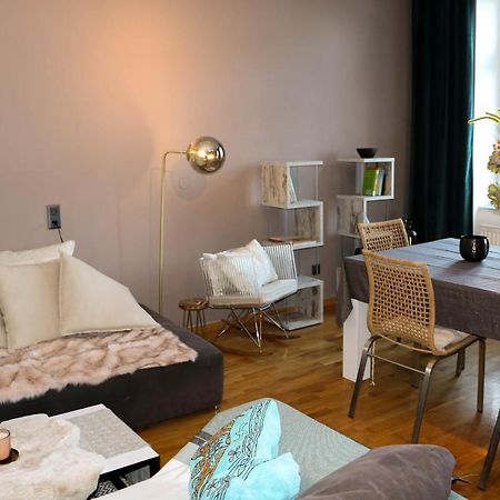 Charming Apartment: Only 10 Minutes To The Center Wien Exterior foto